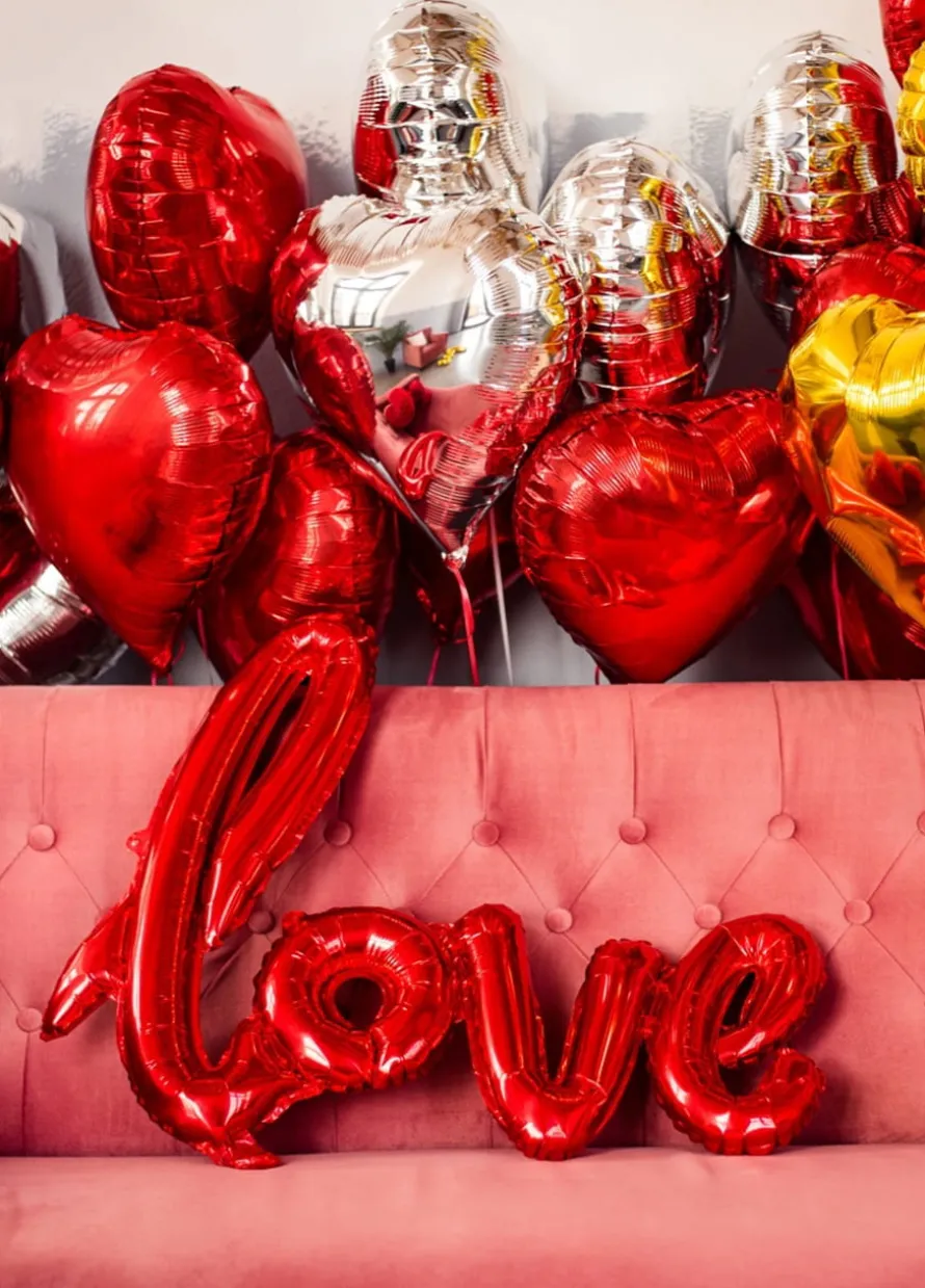 Balon na powietrze napis LOVE balon walentynkowy czerwony