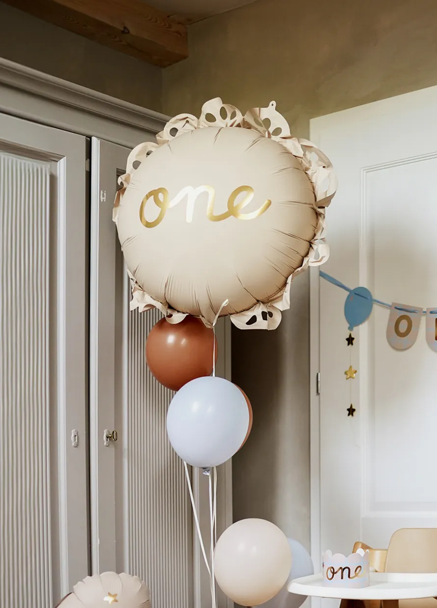 Balon na roczek ONE złoty napis koronka (51cm)