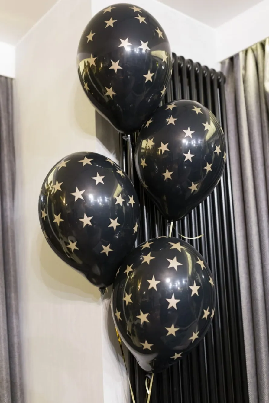 Balony czarne w złote gwiazdki 30cm (6szt.)