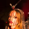 Halloweenowa opaska ZAKRWAWIONY MŁOTEK