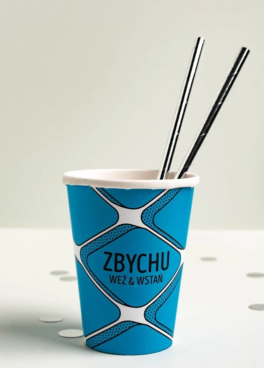 Kubeczki jednorazowe na urodziny SIŁACZ (8szt.)