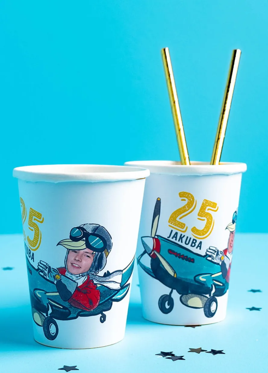 Kubeczki personalizowane URODZINY PODRÓŻNIKA (8szt.)