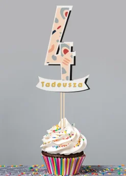 Personalizowany topper na tort na 4 URODZINY