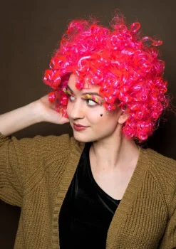 Peruka AFRO ciemnoróżowa