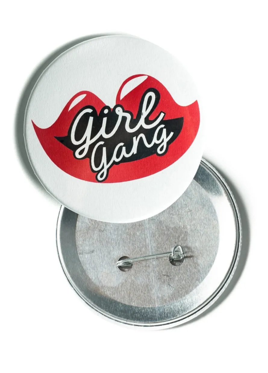Przypinka Girl Gang USTA 5cm