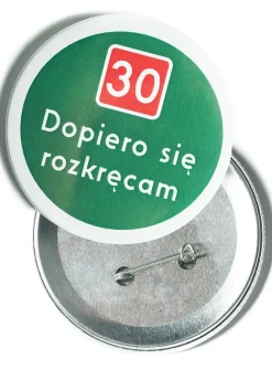 Przypinka urodzinowa ZNAK 30 zielony 7,5 cm