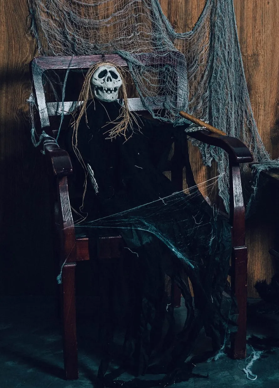 Zasłona szara na Halloween